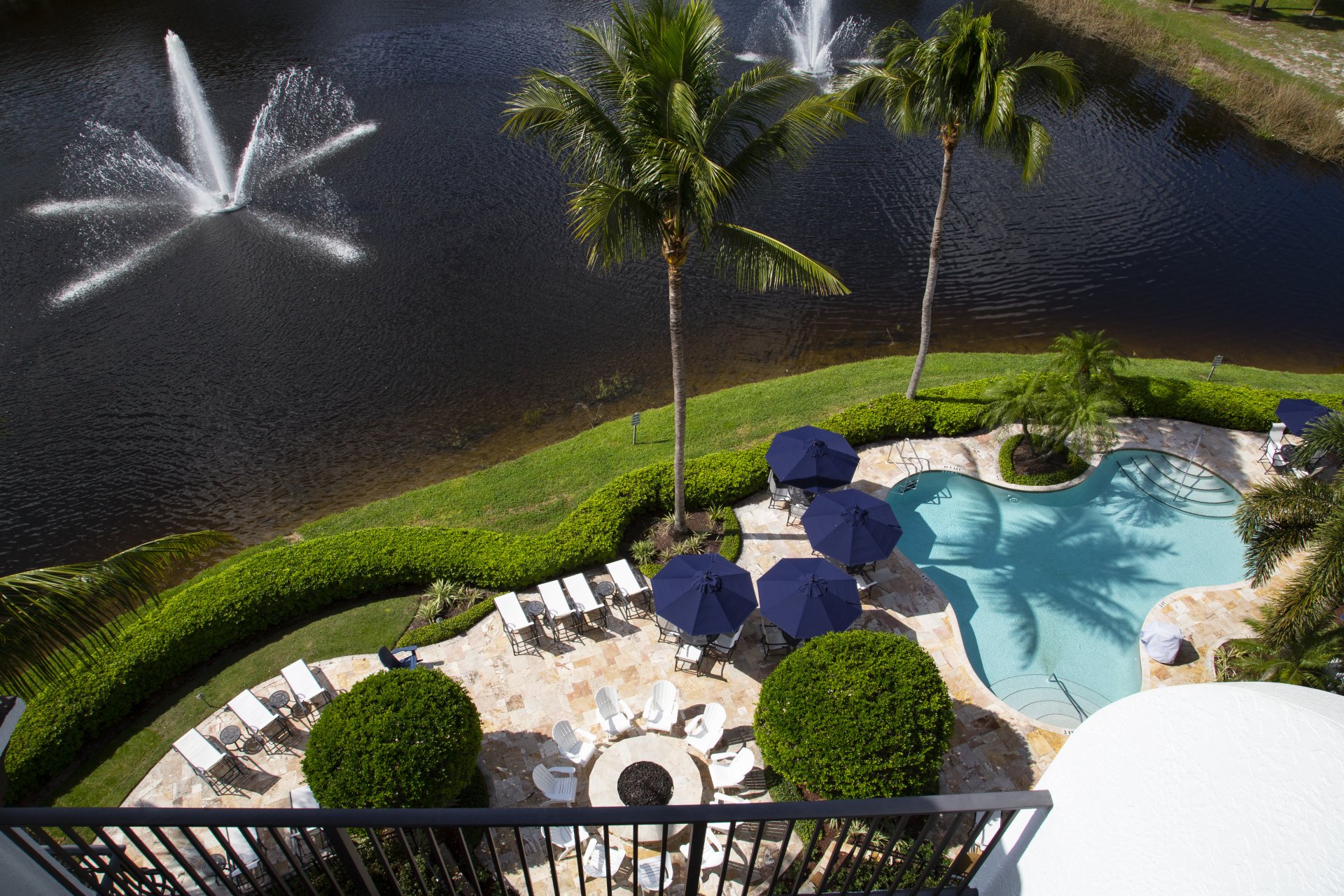 Pool with fountains